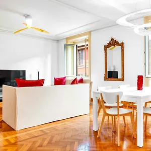 Exclusive 3 Bedrooms In Brera Apartamento
